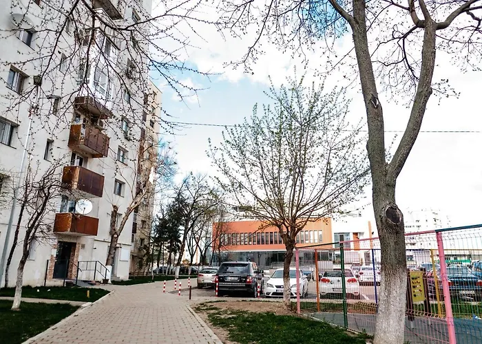 Carla\'S Apart Palas-Hala Centrala 1 Bedroom, Airport Shuttle