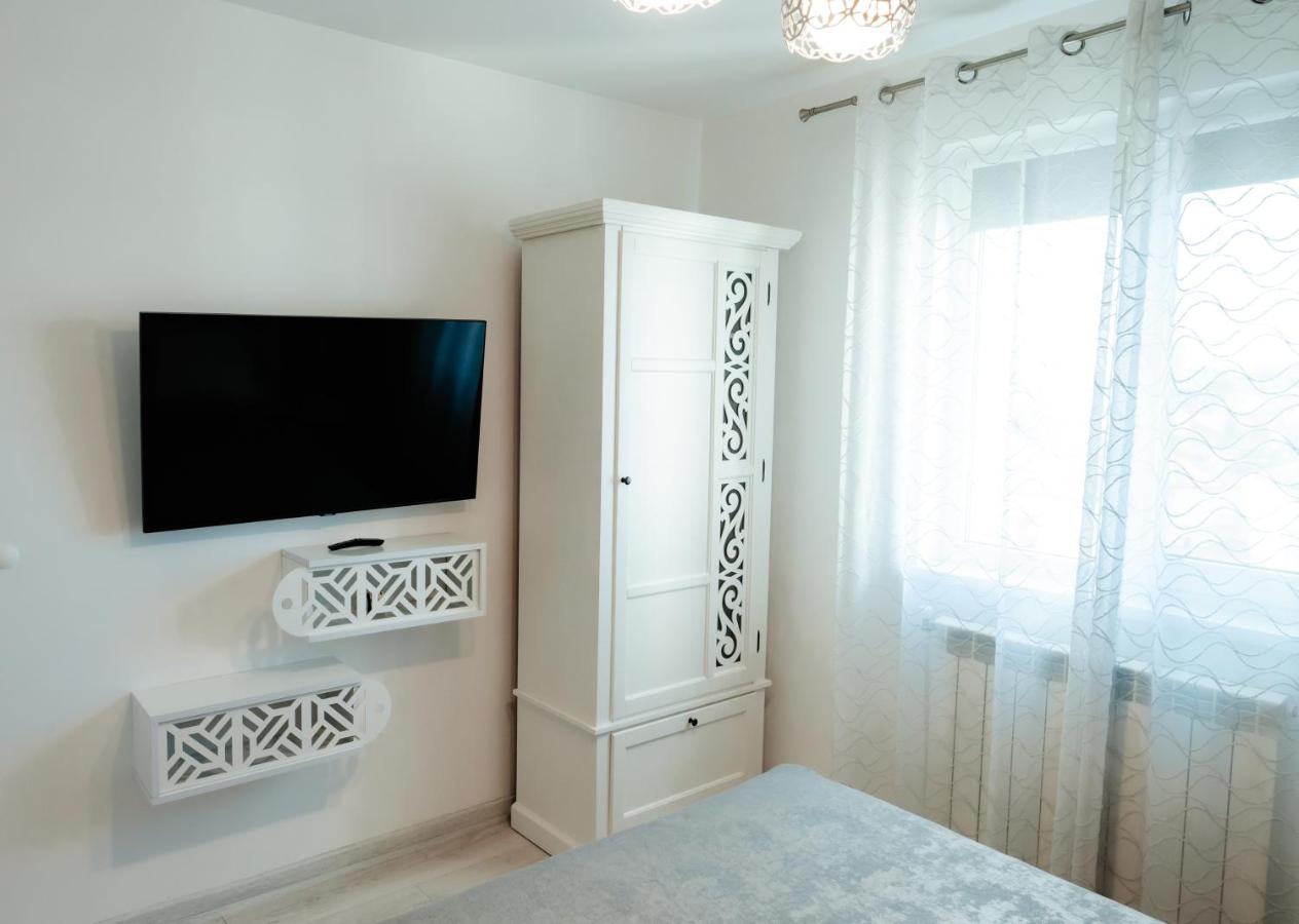 Carla's Palas-hala Centrala 1 Bedroom, Airport Shuttle