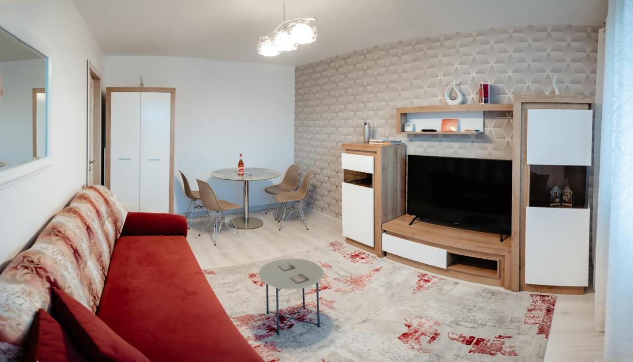 Carla's Palas-hala Centrala 1 Bedroom, Airport Shuttle * Iasi